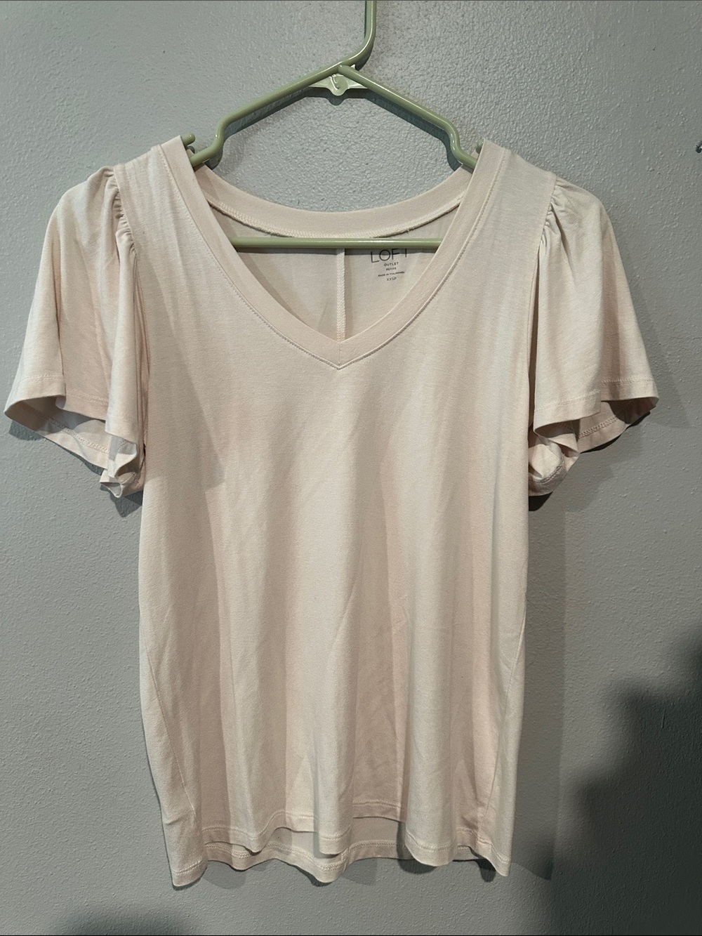 LOFT Women's Light tan V-Neck Flutter Sleeve Top